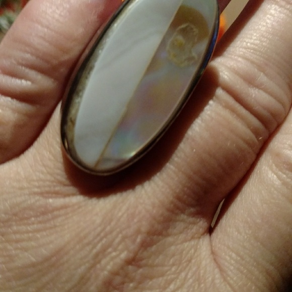 Ring - Picture 2 of 2
